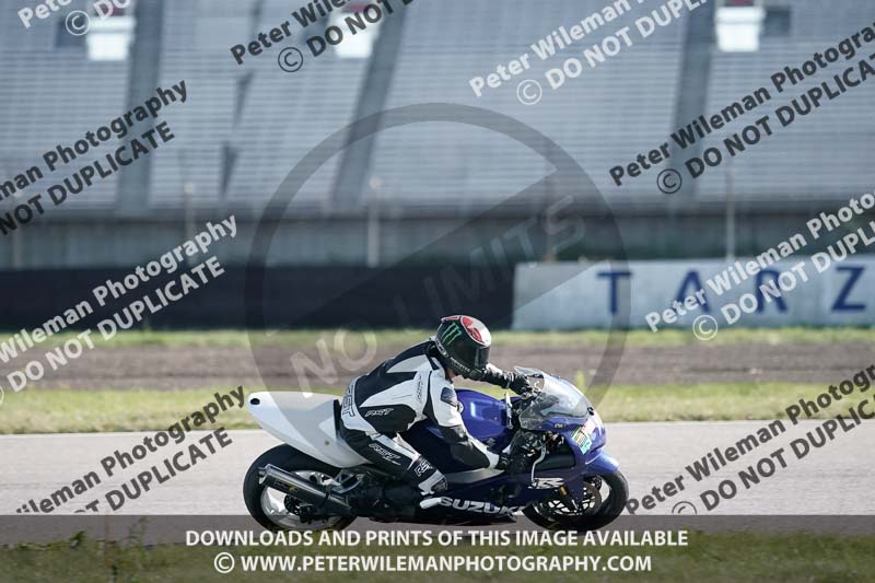 Rockingham no limits trackday;enduro digital images;event digital images;eventdigitalimages;no limits trackdays;peter wileman photography;racing digital images;rockingham raceway northamptonshire;rockingham trackday photographs;trackday digital images;trackday photos